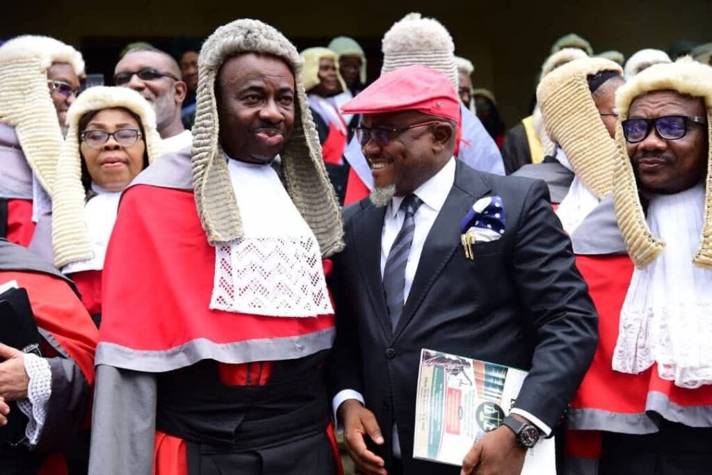 F4E1C181-A0A4-489C-80AF-E8BE5E20D8AA